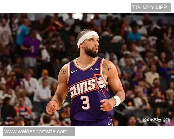 布克称赞狄龙拼搏精神伤愈期间曾关心他是否值得如此努力 布克称赞狄龙拼搏精神伤愈期间曾关心他是否值得如此努力