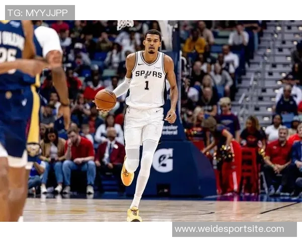 文班亚马与哈珀的对决快船逆转开拓者的利弊分析里夫斯创下个人最佳表现之夜 文班亚马与哈珀的对决快船逆转开拓者的利弊分析里夫斯创下个人最佳表现之夜